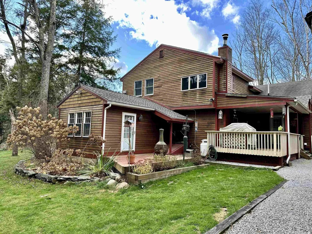 888 Middle Road Clarendon VT 05759