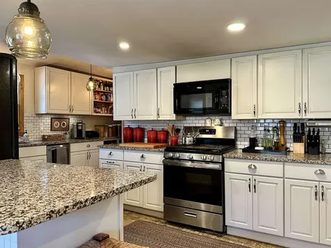 888 Middle Road Clarendon VT 05759