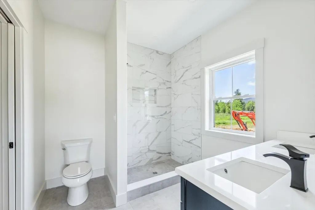 19 Roberts Drive Jaffrey NH 03452