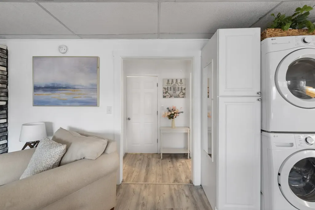 56 Flintlock Circle Gilmanton NH 03237