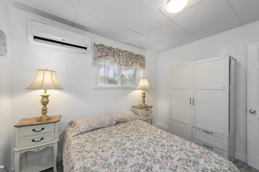 56 Flintlock Circle Gilmanton NH 03237