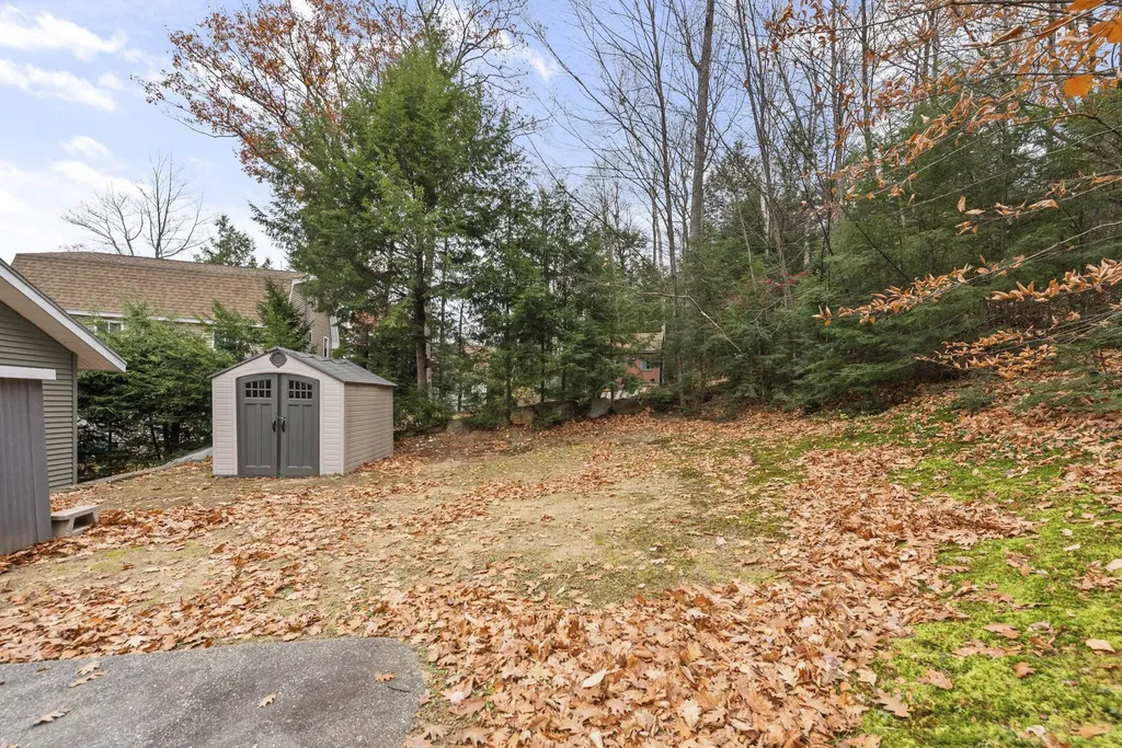 56 Flintlock Circle Gilmanton NH 03237