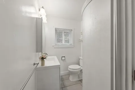 56 Flintlock Circle Gilmanton NH 03237