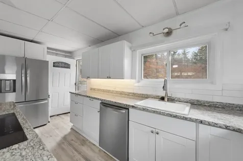 56 Flintlock Circle Gilmanton NH 03237