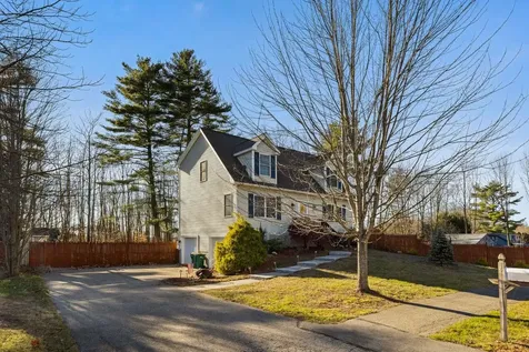 13 Brenda Lane Rochester NH 03867