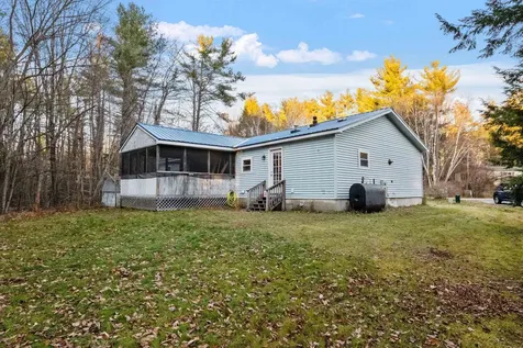 34 Silkwood Avenue Belmont NH 03220