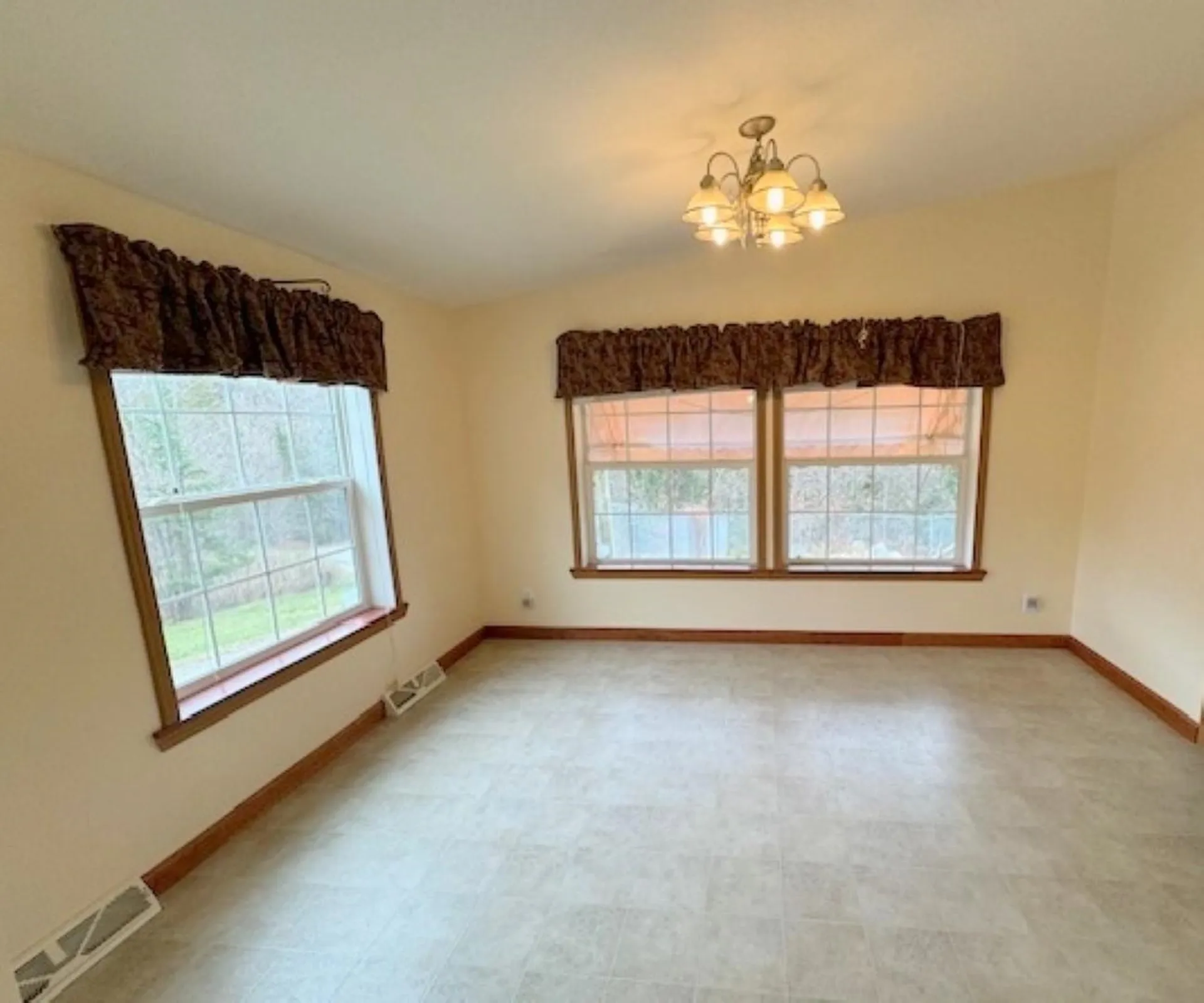 131 Lime Kiln Road Topsham VT 05076