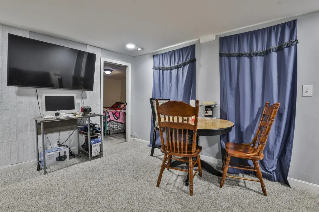 5-7 Norton Street Nashua NH 03060