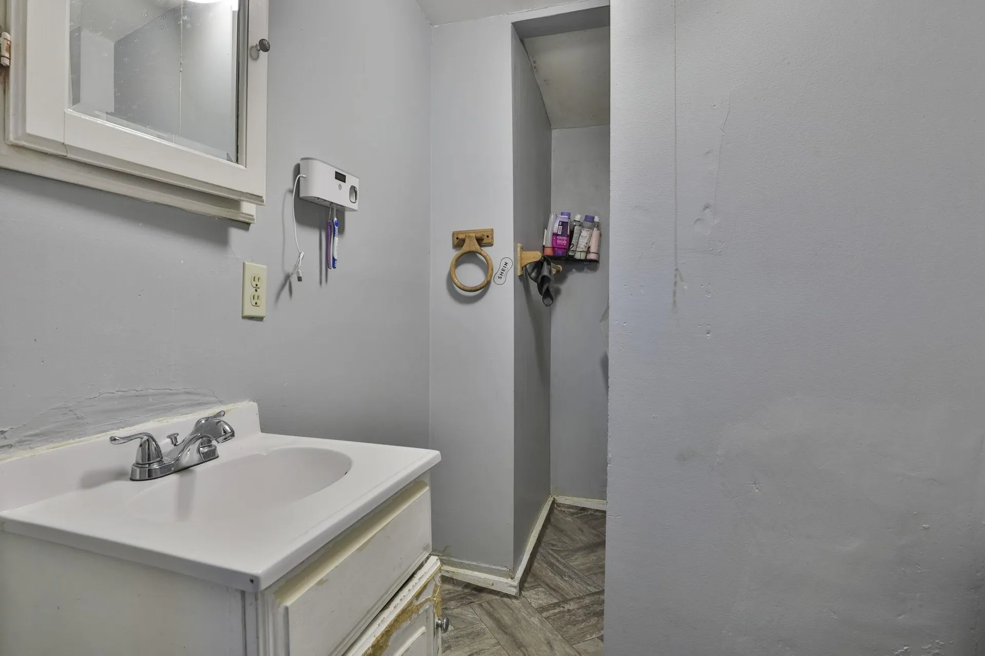 5-7 Norton Street Nashua NH 03060