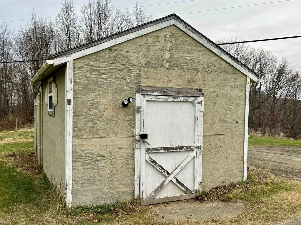 473 Duck Pond Road Barton VT 05822