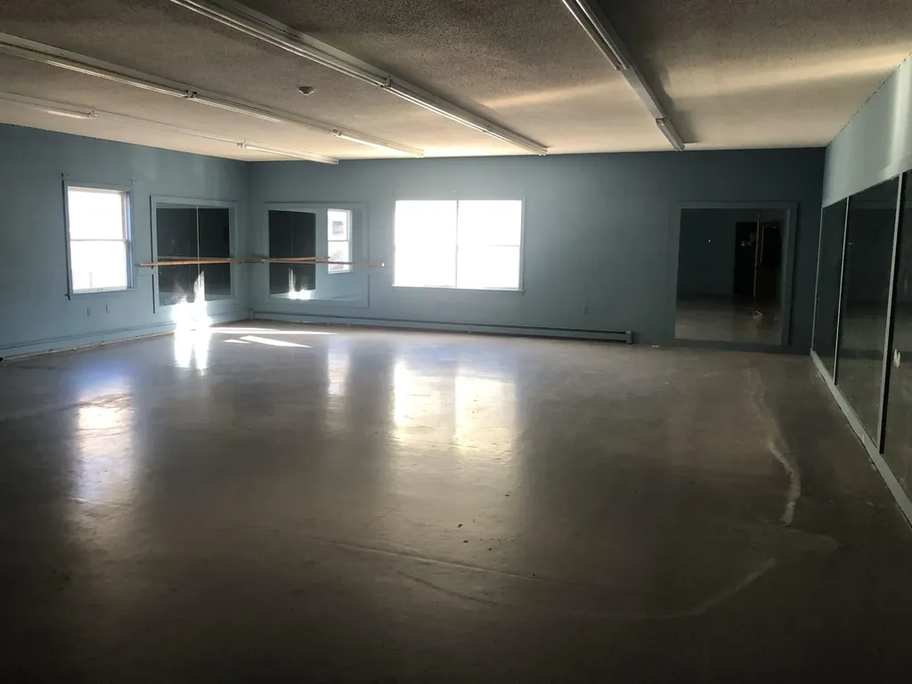 132 Monadnock Highway Swanzey NH 03446