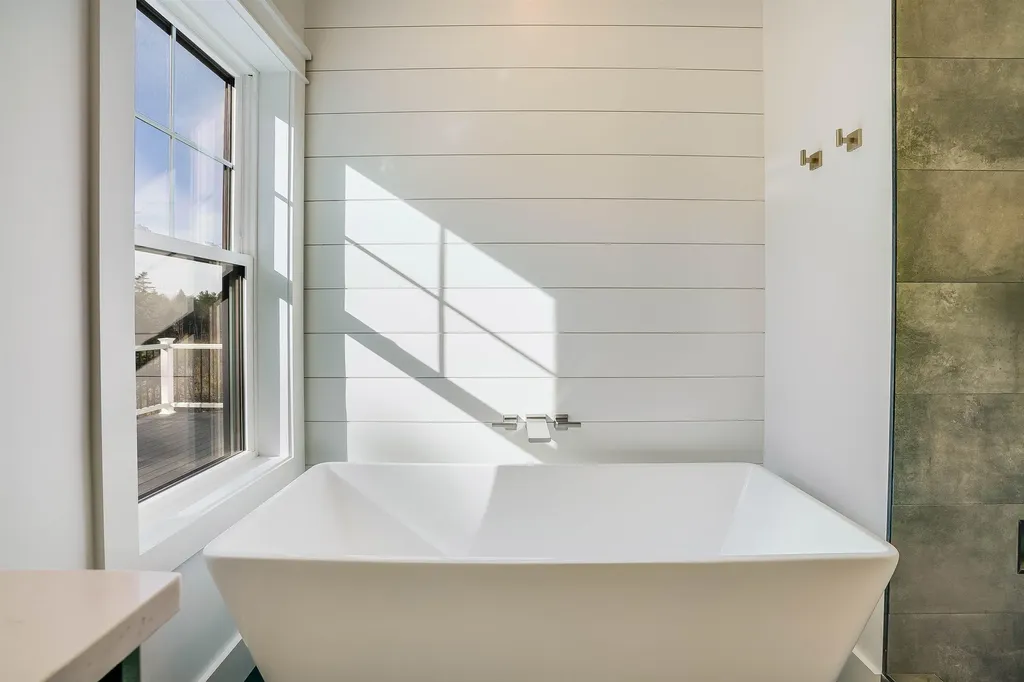 69 Mark Street Rindge NH 03461