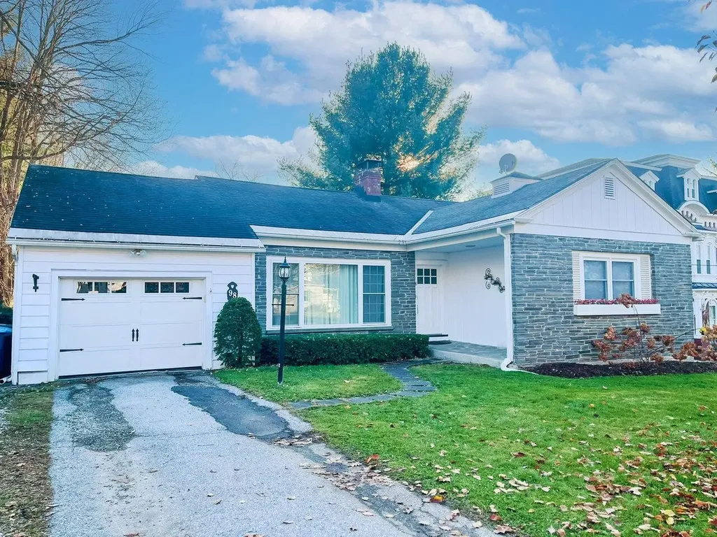 98 Bank Street St. Albans City VT 05478