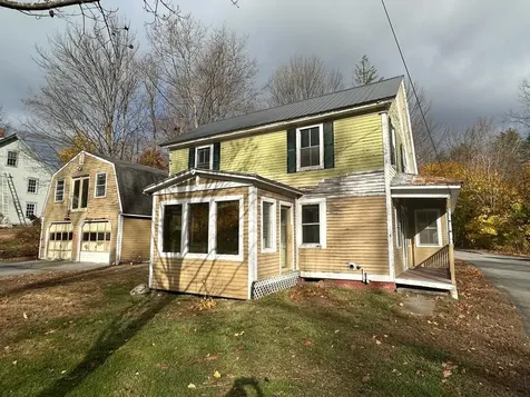 4 School Street Rockingham VT 05154