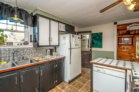 2 Bridge Street Milan NH 03588