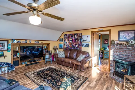 2 Bridge Street Milan NH 03588