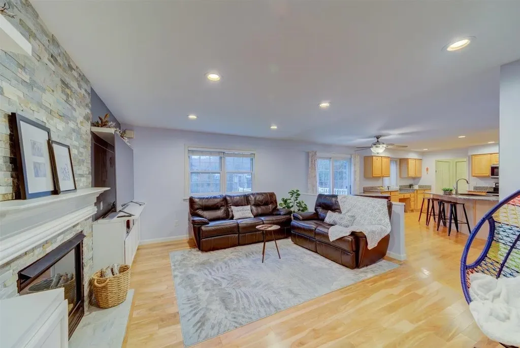 16 Cedar Street Essex VT 05452