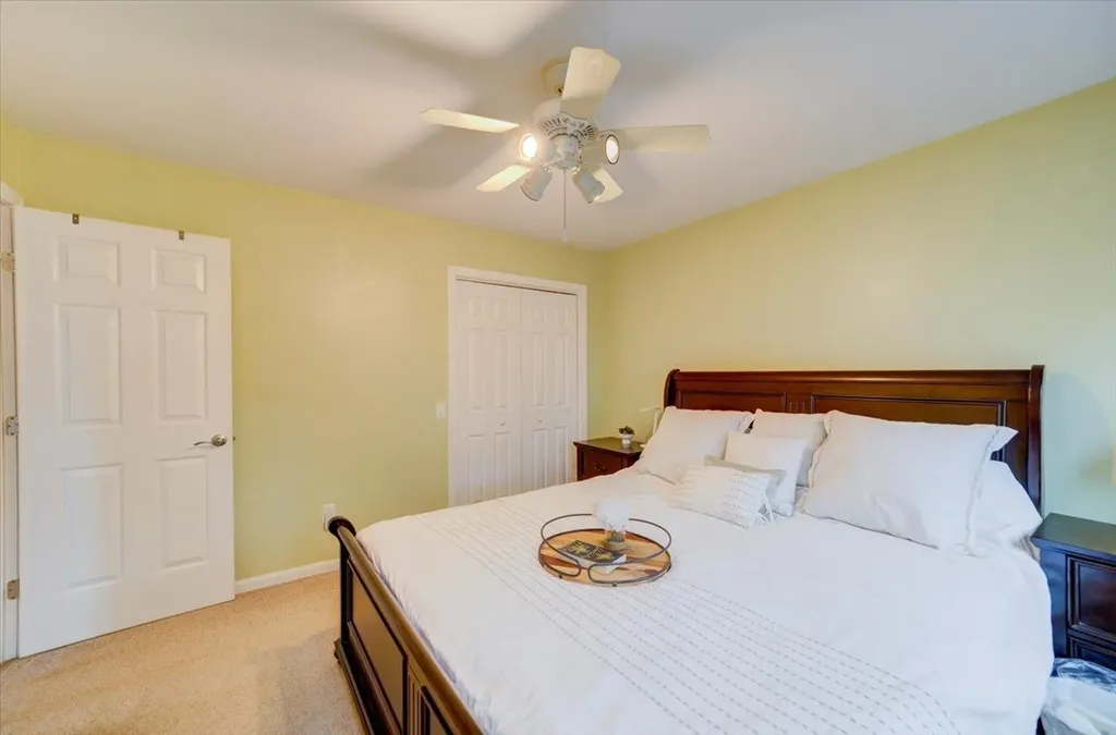 16 Cedar Street Essex VT 05452