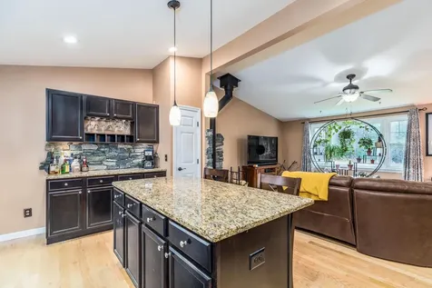 6 Kimberly Drive Seabrook NH 03874