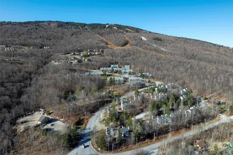 10 Rimrock Road Ludlow VT 05149