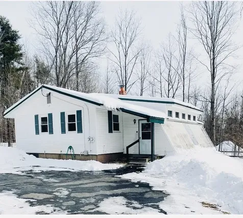 56 1st Nh Turnpike Northwood NH 03261