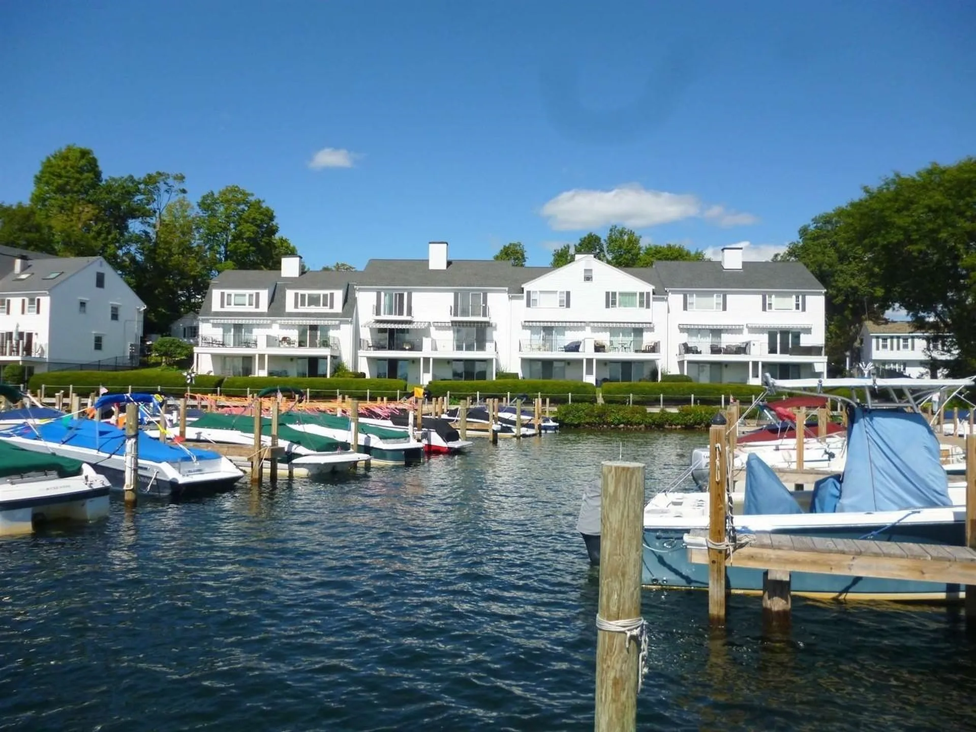 35 Endicott Street Wolfeboro NH 03894