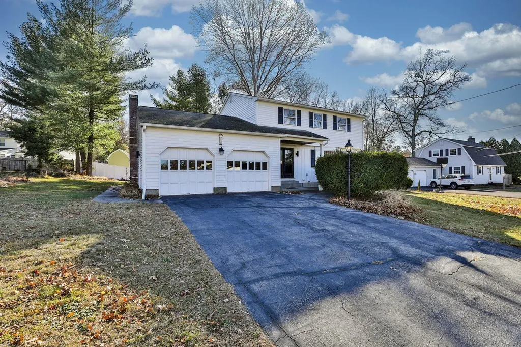 71 Watson Street Nashua NH 03064