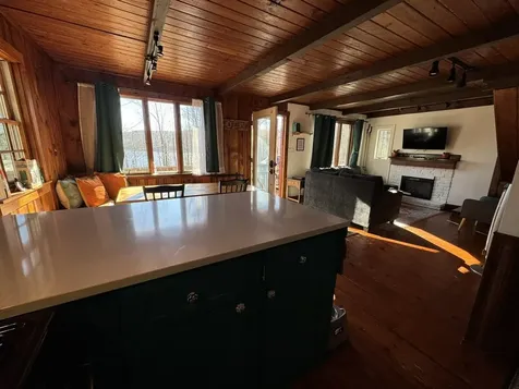 371 Vt Route 9 West Wilmington VT 05363