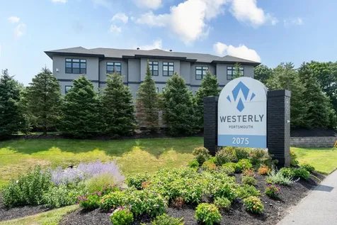 2075 Lafayette Road Portsmouth NH 03801