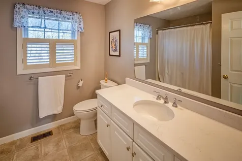 4 Aspen Drive Somersworth NH 03878