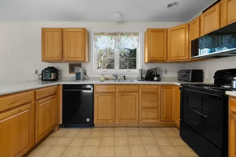 5 Autumn Drive Concord NH 03301