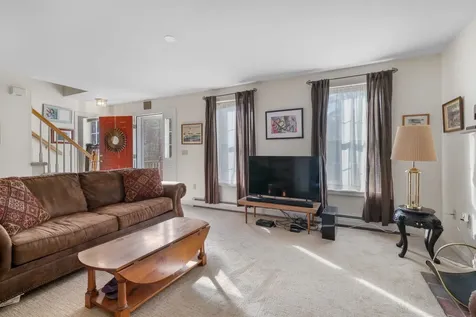 5 Autumn Drive Concord NH 03301