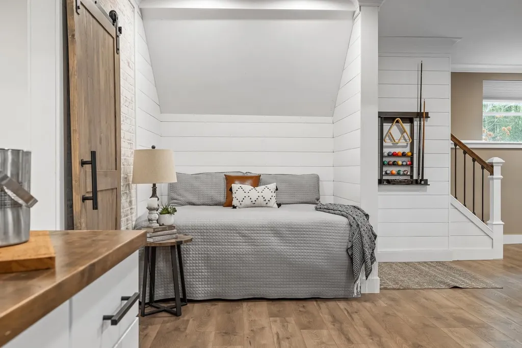 21 Avery Road Sunapee NH 03782