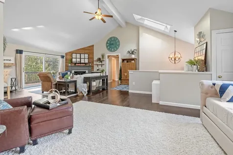 21 Avery Road Sunapee NH 03782