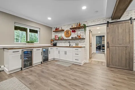 21 Avery Road Sunapee NH 03782