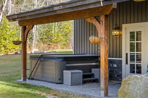 21 Avery Road Sunapee NH 03782