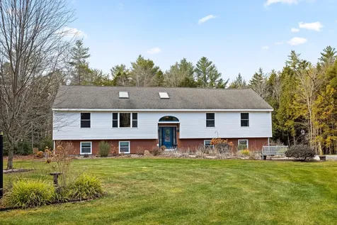 21 Avery Road Sunapee NH 03782