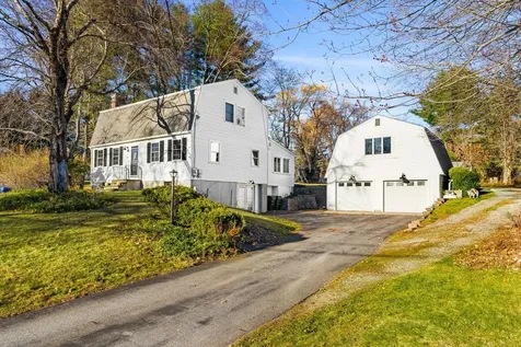 4 King George Drive Londonderry NH 03053