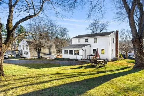 4 King George Drive Londonderry NH 03053