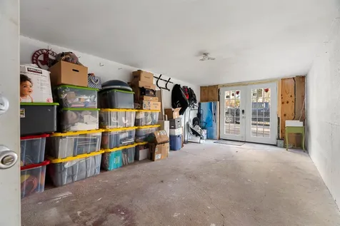 4 King George Drive Londonderry NH 03053