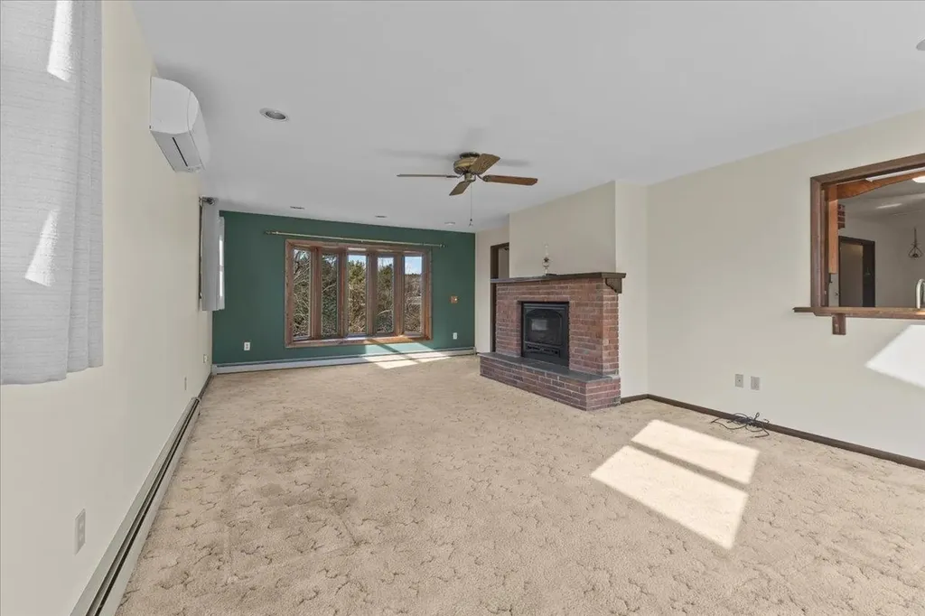 93 Old Stage Road Georgia VT 05468