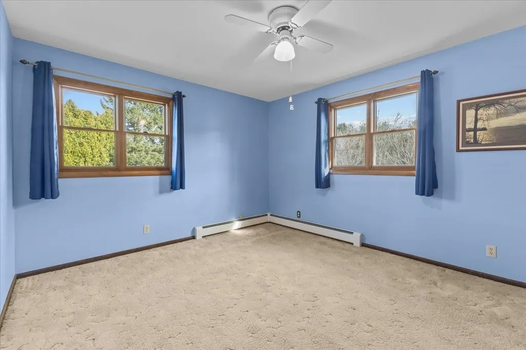 93 Old Stage Road Georgia VT 05468