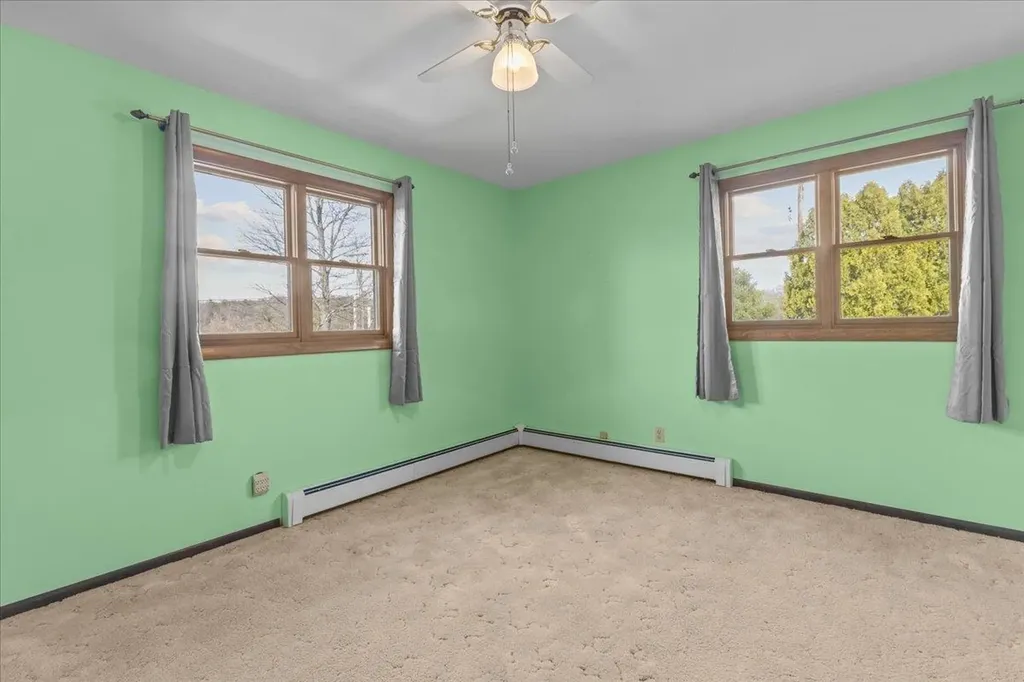 93 Old Stage Road Georgia VT 05468