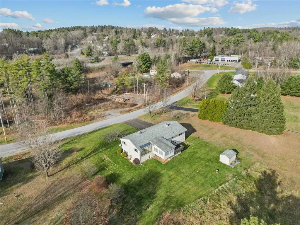 93 Old Stage Road Georgia VT 05468