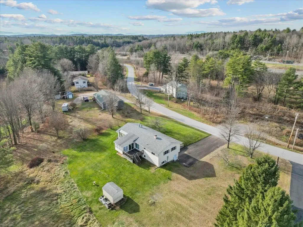 93 Old Stage Road Georgia VT 05468