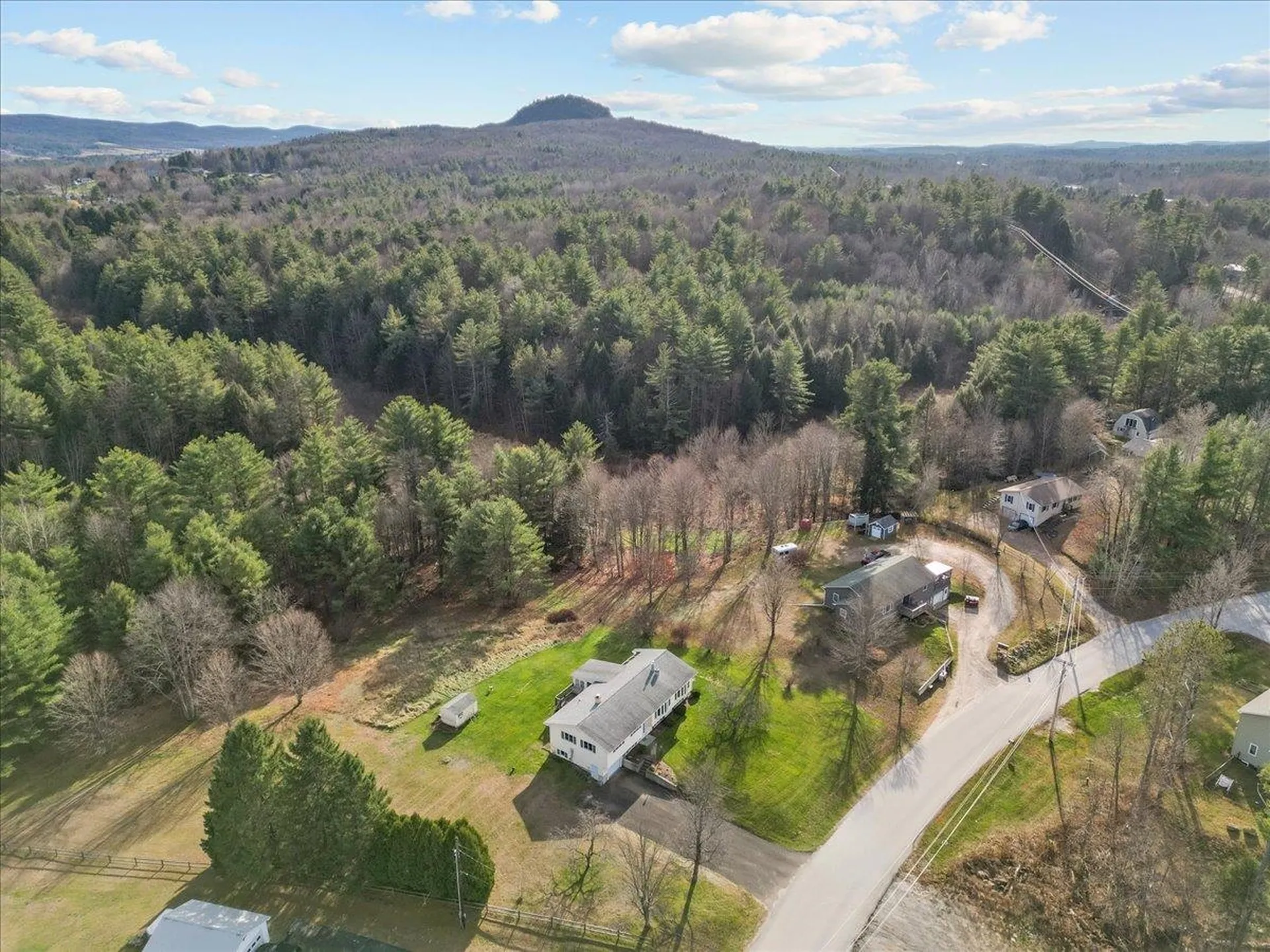 93 Old Stage Road Georgia VT 05468