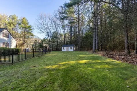 125 Woods Run Rollinsford NH 03869