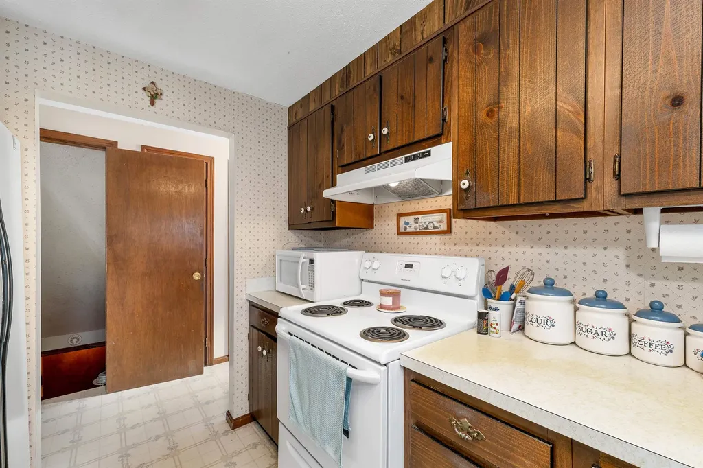 236 Mallego Road Barrington NH 03825