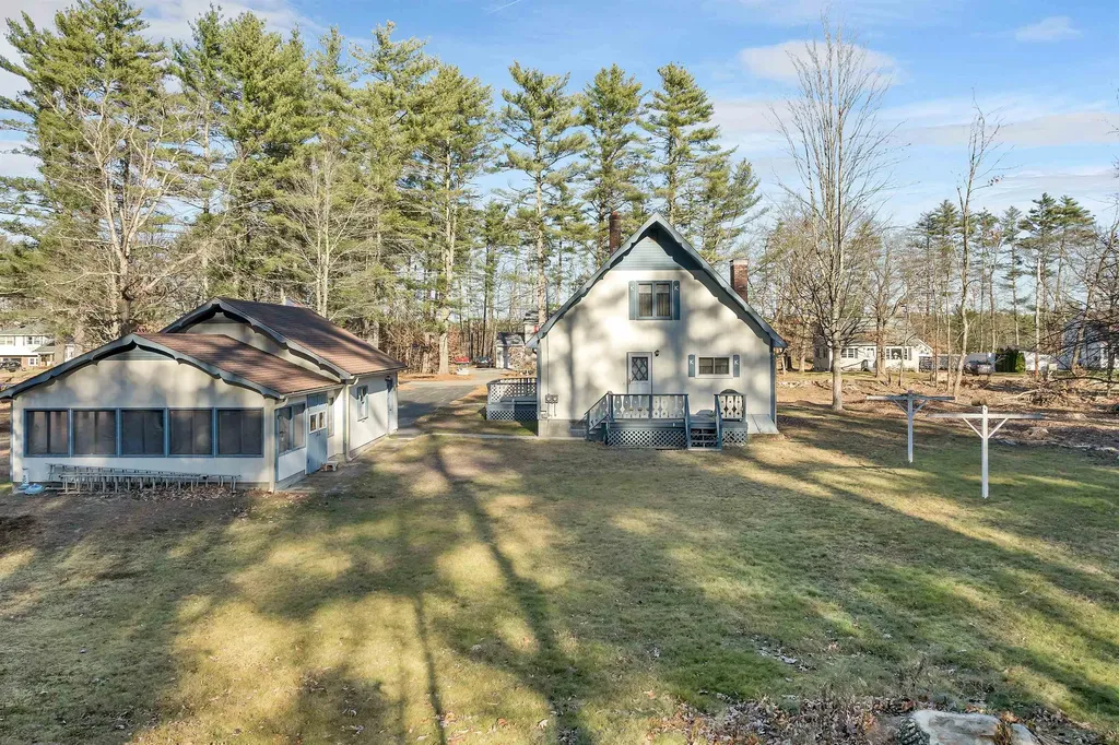 236 Mallego Road Barrington NH 03825