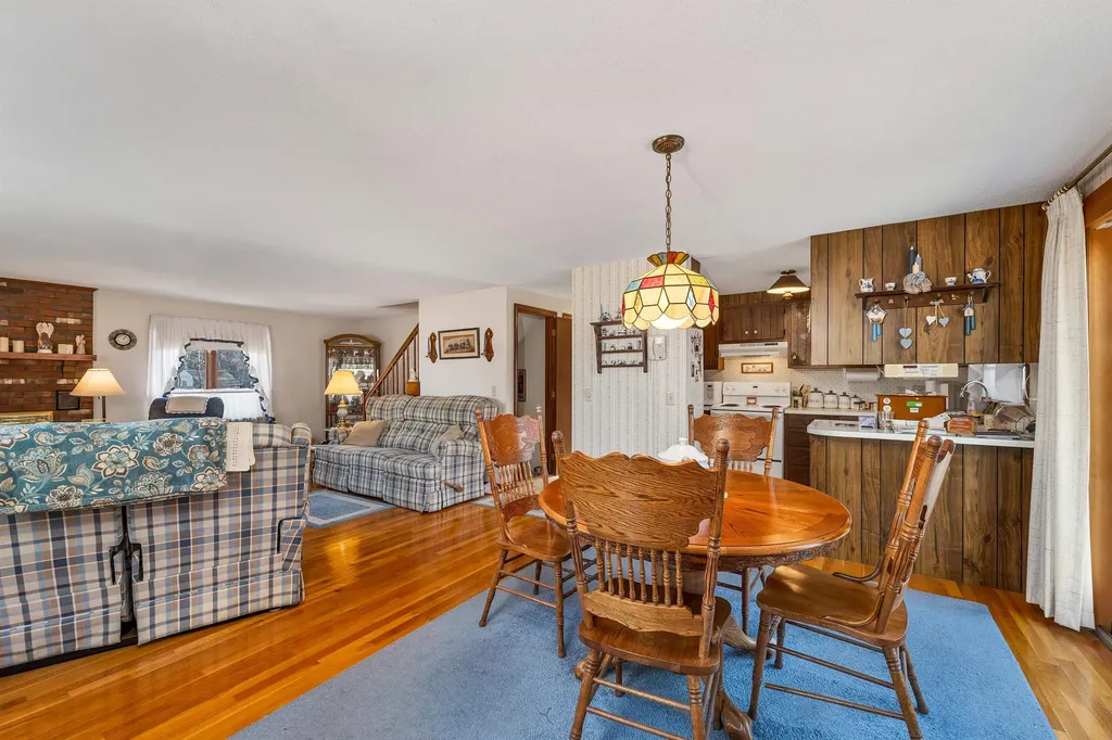 236 Mallego Road Barrington NH 03825